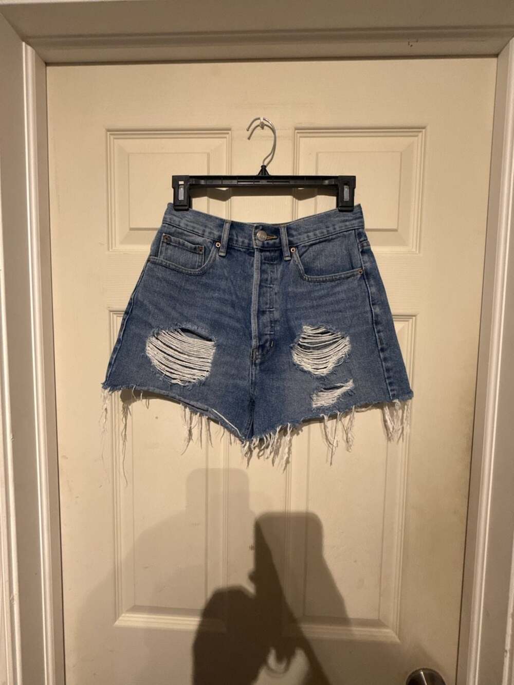 PacSun Ultra High Rise Vintage Short Size 26 Blue Distressed Denim